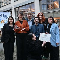 Gruppenfoto von der neuen Fachschaft des Fachbereichs II an der ASH Berlin. 