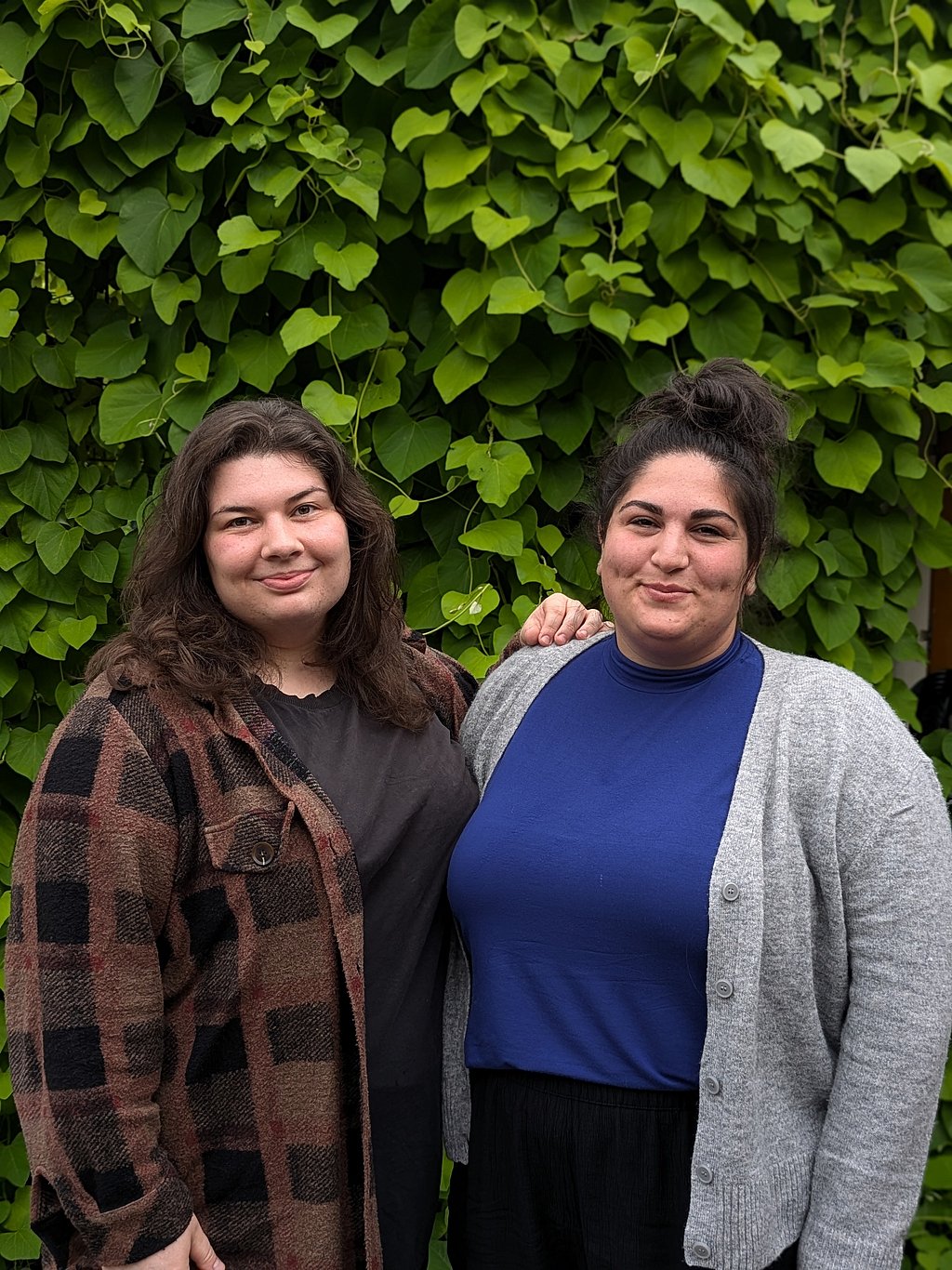 Auf dem Foto sind die beiden Die Gründerinnen Sabrina Zanella (links) und Melisa Kalayci zu sehen.