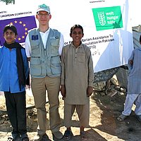 Der ASH Absolvent David Wehinger arbeitet in Pakistan nach der Flutkatastrophe.