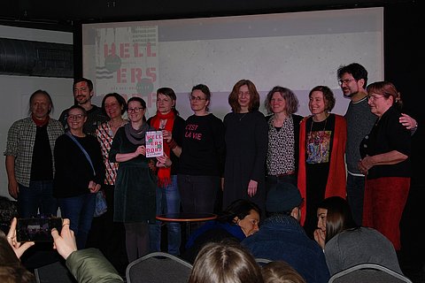 Das Foto zeigt BKS-Studierende in der Lettrétage.