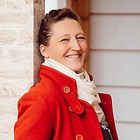 Portraitaufnahme von Maxi Pfeiffer-Barth, Alumna der ASH Berlin