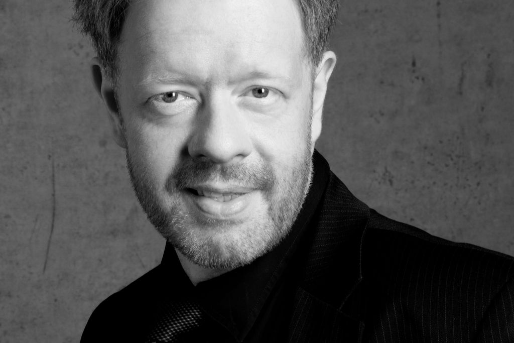 Vergrößern: Porträtfoto von Frank Marks