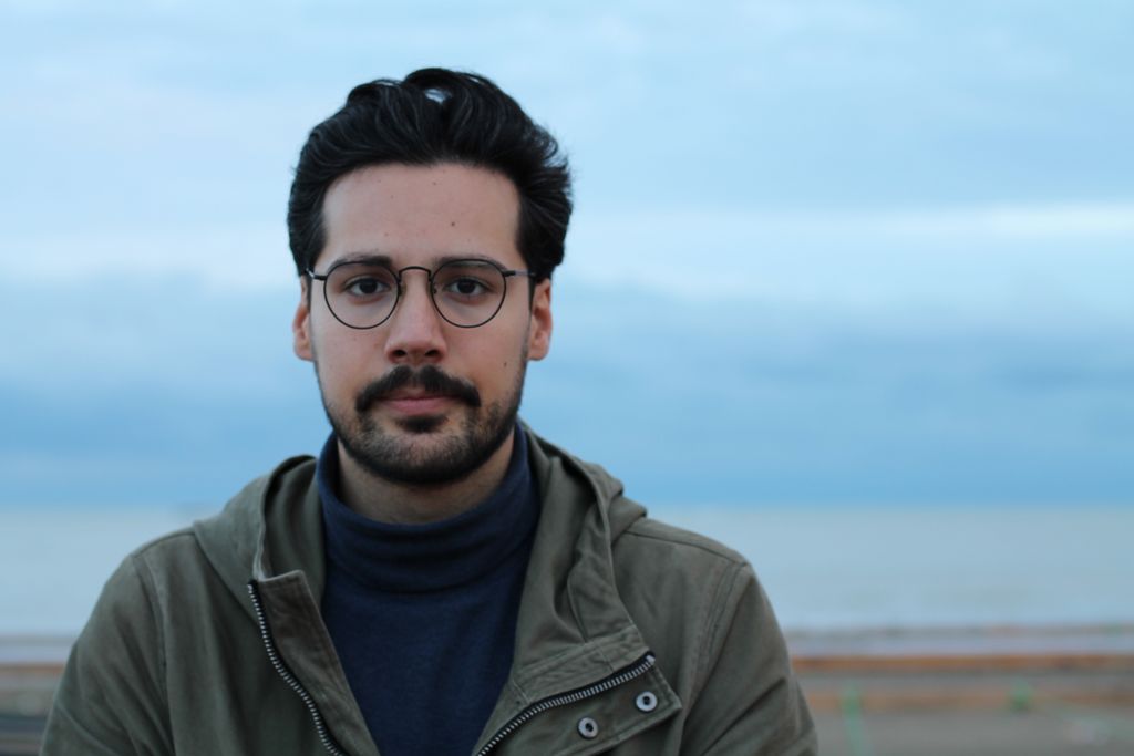 Vergrößern: Wissenschaftlicher Mitarbeiter an der ASH Berlin: Ozan Zakariya Keskinkılıç. Foto: privat